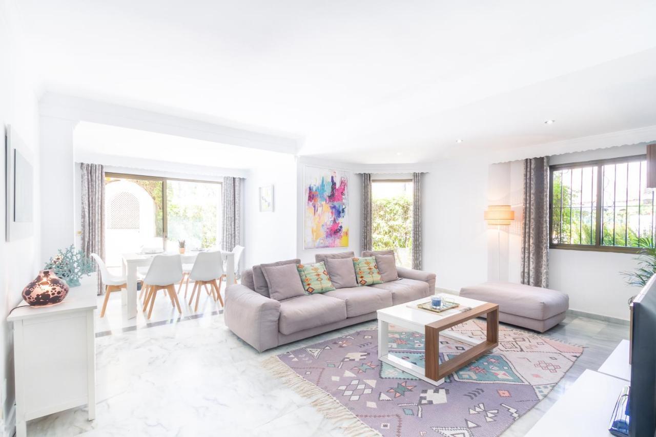 Marbella Banus Suites - Golden Beach Marbella Suite מראה חיצוני תמונה