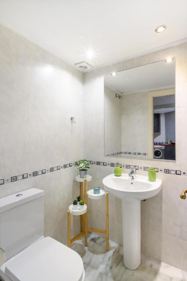 Marbella Banus Suites - Golden Beach Marbella Suite מראה חיצוני תמונה