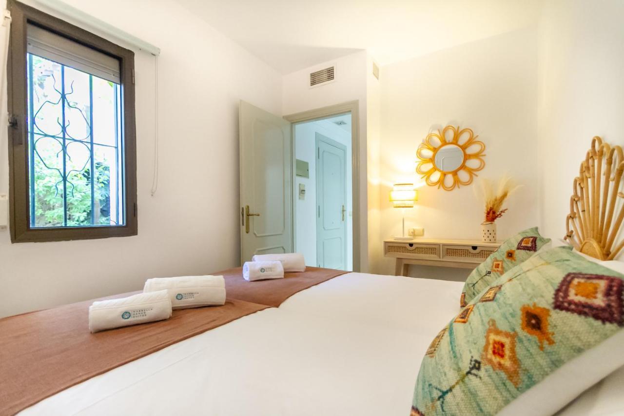 Marbella Banus Suites - Golden Beach Marbella Suite מראה חיצוני תמונה